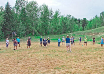 Castlegar choir to release music videos – Castlegar News