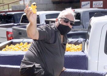 Lucky duck: Sequim man wins car in annual derby