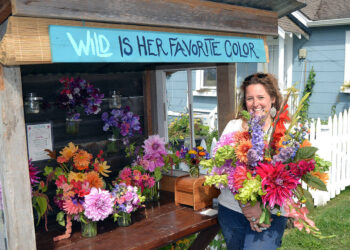 Sequim flower stand eases stresses
