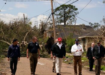 Trump visits Hurricane Laura storm damage in Texas, Louisiana
