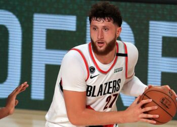 News, scores as bubble basketball underway at Disney