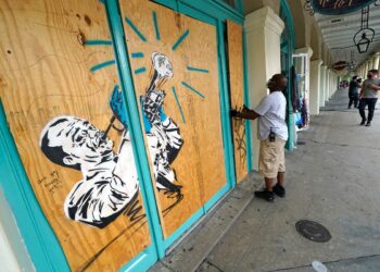 Hurricane Marco, Tropical Storm Laura, California wildfires, USPS: The weekend’s biggest news