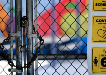 Stimulus talks; India tops 2M cases; 160K US deaths