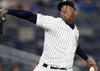 Yankees activate closer Chapman after COVID-19 bout | Sports