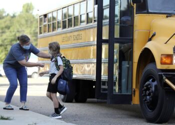 Morning Briefing: State creates school opening recommendations as some push for sports to continue; Found bodies lead to investigation; Phillies find the bats behind Nola | Coronavirus