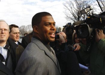 Washington hires Wright as NFL’s 1st Black team president | Sports