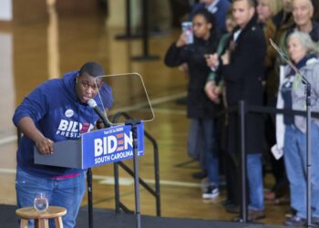 Ashley Ridge High football player dies after returning home from practice, coroner says | News