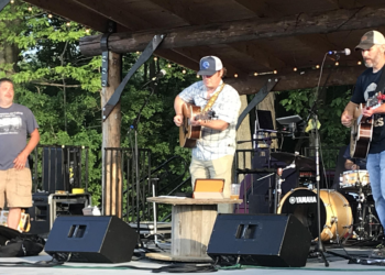 NY bans ticketed music in bars, other venues in updated guidelines