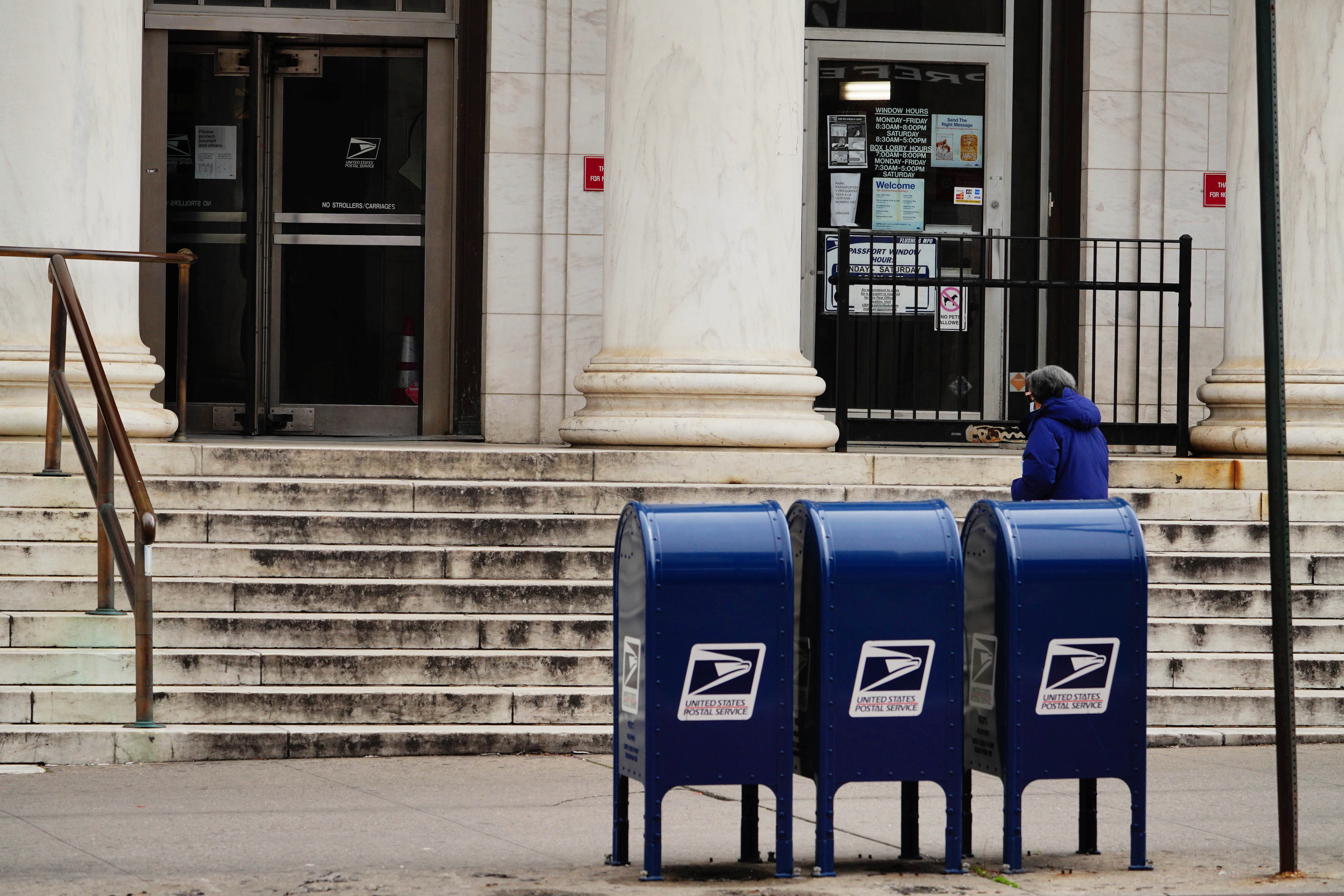 Postal Service Warns States of Voting by Mail Delays | Voice of America