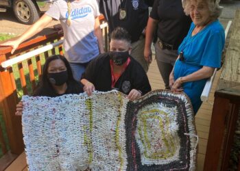 Weaving community connections – News – Boonville Daily News – Boonville, MO