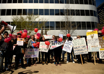 Opposition to Obamacare Becomes Political Liability for GOP Incumbents