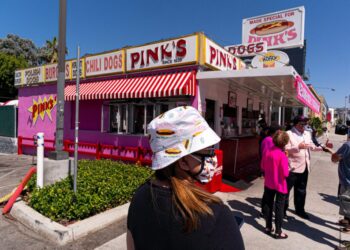 Pink’s reopens, proving every hot dog must have its day – Daily News