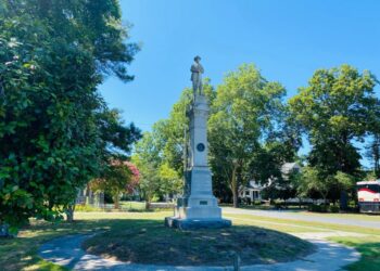 Parksley discovers it does not own Confederate Statue