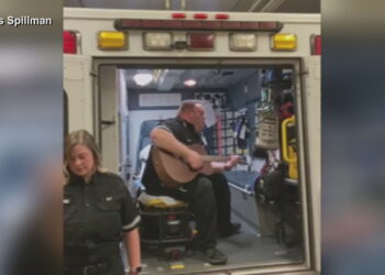 Kansas paramedics turn to music as medicine