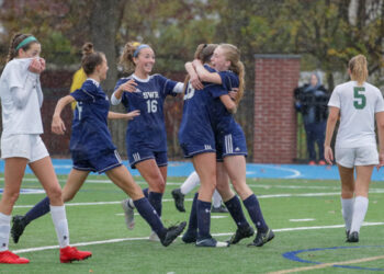 Cuomo: Fall sports may resume Sept. 21, but not football