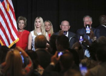 Trump convention blurs official business and politics