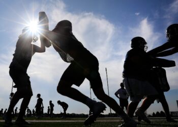 Fox River Classic Conference to move fall sports to spring