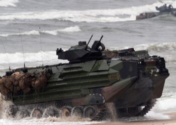 8 still missing after sea tank sinks off California coast