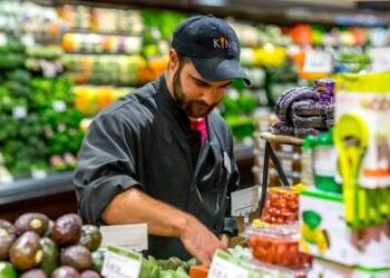 How Kings Food Markets Is Winning the Mask War