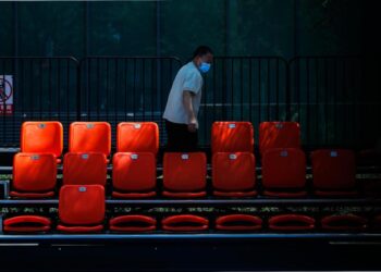 The Latest: New Zealand to Extend Lockdown of Largest City | World News