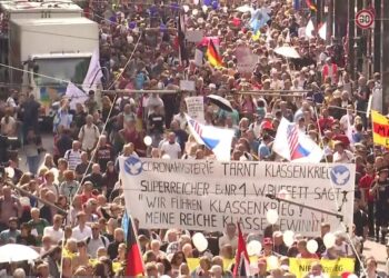 Germany coronavirus: Hundreds arrested in German ‘anti-corona’ protests