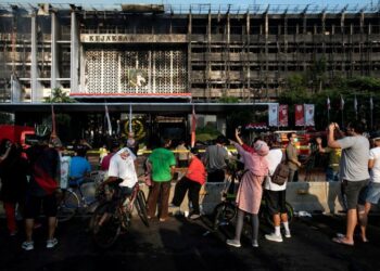 Indonesian Police to Investigate Huge Blaze at Attorney General’s Office | World News