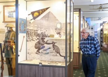 Australian Anti-Aircraft Gunner Recounts World War Two Bombing of Darwin | World News