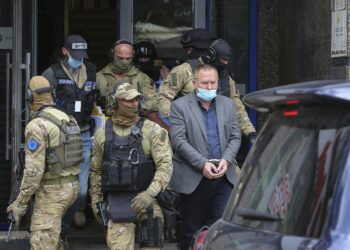 EU police raid Kosovo war veterans’ office, detain leaders