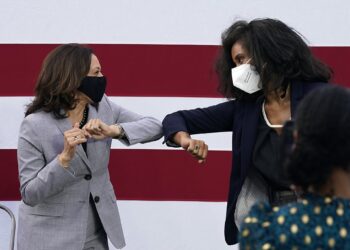 Kamala Harris sends message with her stops on abbreviated campaign trail