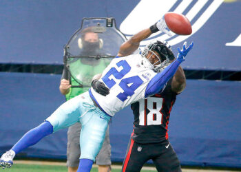 NFL Roundup: Cowboys rally to knock off Falcons