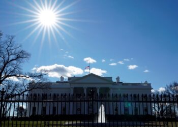 White House ricin letter one of six sent from Canada: Police | USA News