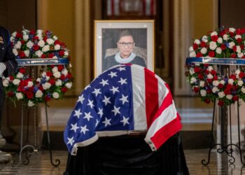 Ginsburg’s Casket Leaves Capitol After Mourners Pay Respects | Voice of America