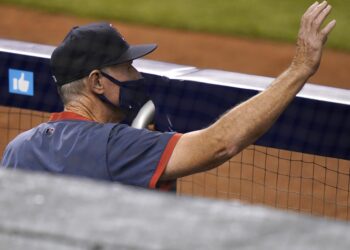 Red Sox let go of manager Ron Roenicke – Sports – MetroWest Daily News, Framingham, MA