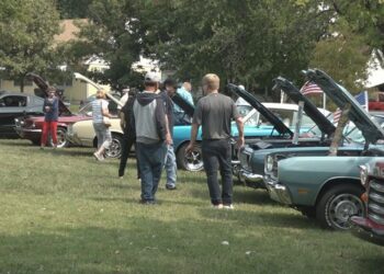 Car Cruise held to help fund Gage Park World War II Memorial