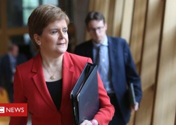 Covid: How the coronavirus pandemic is redefining Scottish politics