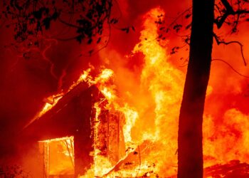 ‘Critical risks’ of wildfires in California amid heat wave