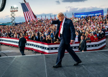 Votes and Vitality in Mind, Trump Addresses Rally in Florida