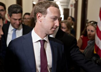 How Mark Zuckerberg Learned Politics