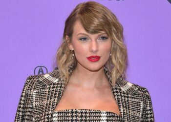 Taylor Swift lends music to ad targeted at young voters in final stretch of the 2020 campaign