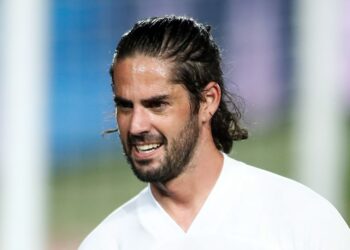 Everton fans are all saying the same thing about Isco transfer talk