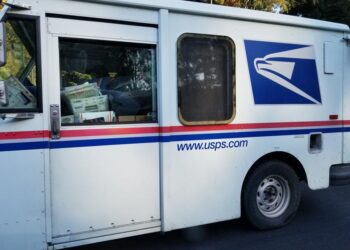 Postal Service agrees to reverse service changes | US & World News