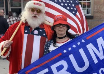 Trump supporters flood Valpo park in get out the vote rally | Politics