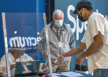 How to vote; Trump, Pence cast ballots