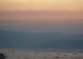 Power shut-offs due to fires likely in NorCal, California sees record-breaking meth busts