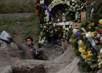 Mexico death toll; Mike Pence aides test positive; Europe