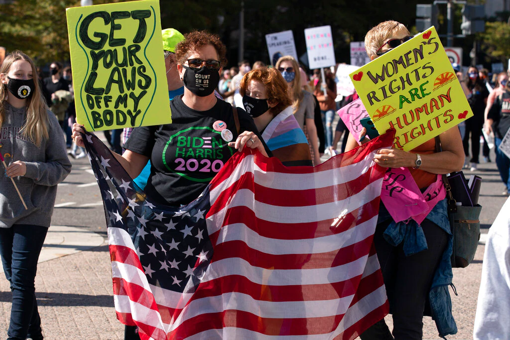 Women March in Cities Across US Amid Pandemic | Voice of America