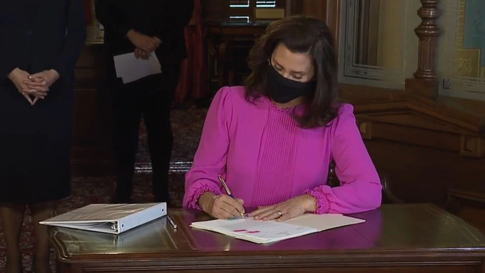 Whitmer announces partnership with United Health Foundation to expand breast cancer testing and screening