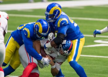 Rams do just enough to hold off Giants – Whittier Daily News