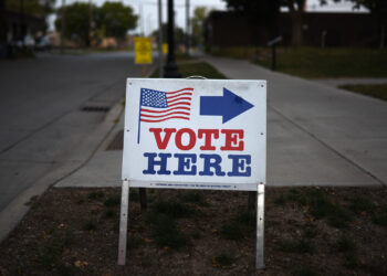 These money and investing tips can help you keep politics separate from your portfolio