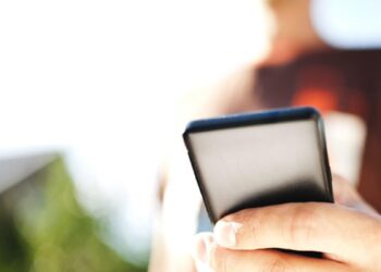 Police warning to people in Gedling borough after fake officer makes scam calls